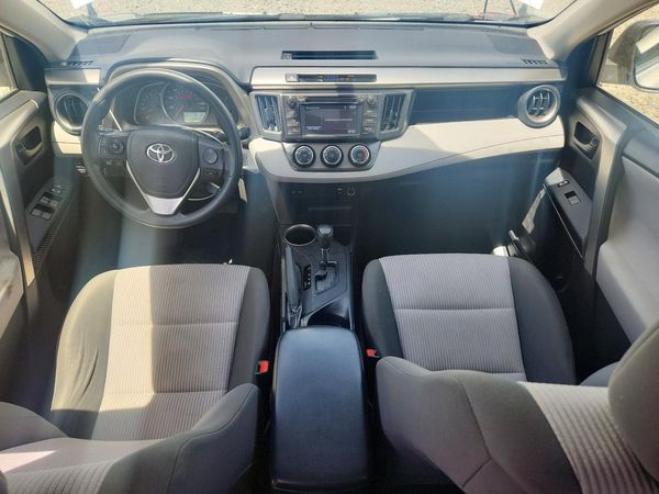 2015 TOYOTA RAV4 LE (X Grade)