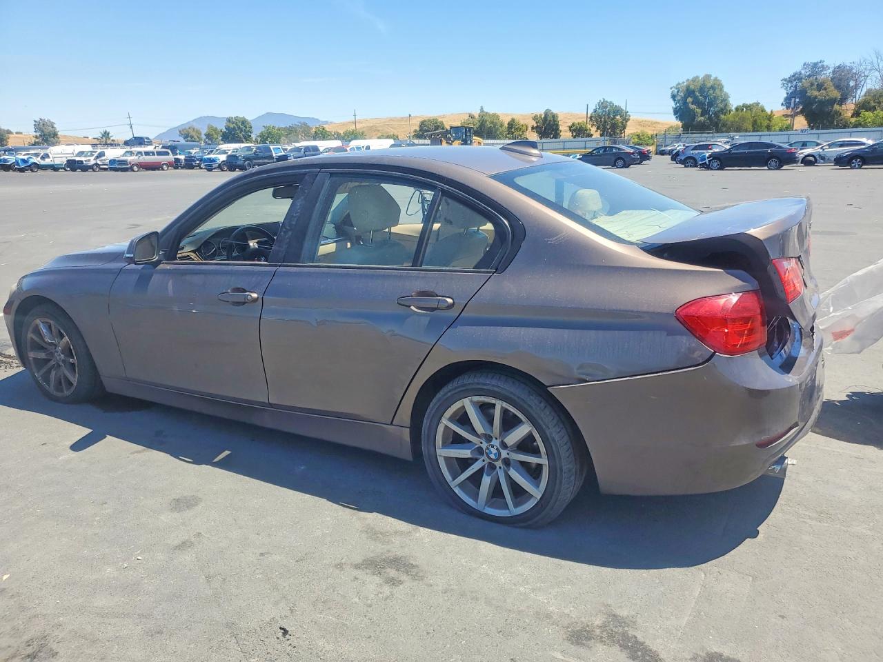 2014 BMW 320 SA
