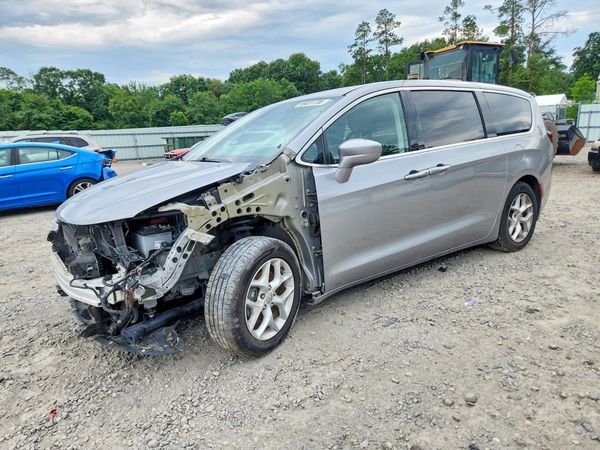 2018 CHRYSLER PACIFICA