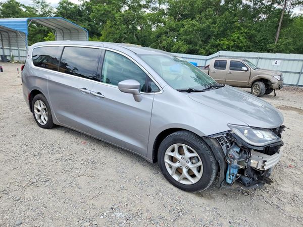 2018 CHRYSLER PACIFICA