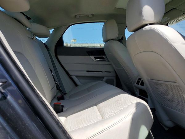 2020 JAGUAR XF Prestige