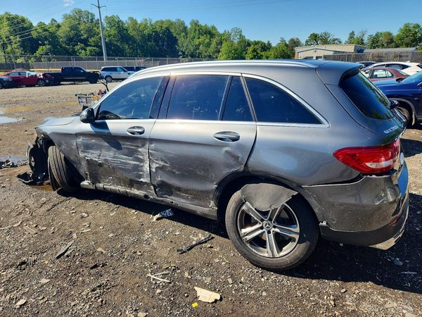 2018 MERCEDES-BENZ GLC-CLASS GLC300 — DSRA
