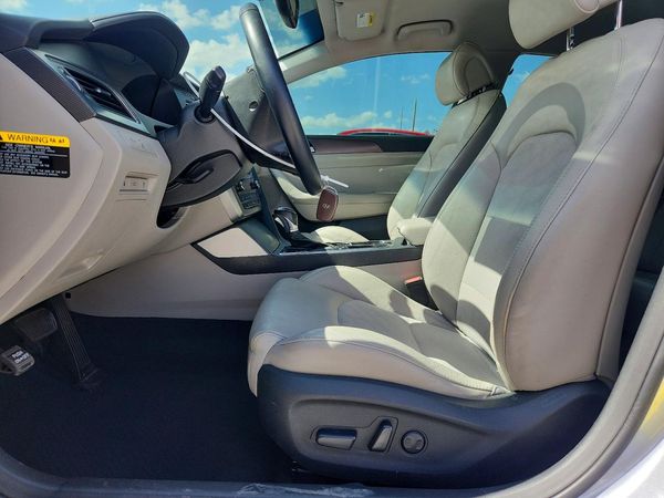 2015 HYUNDAI SONATA