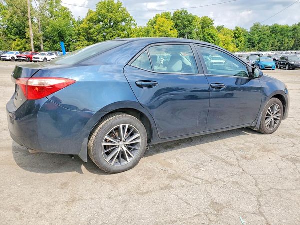 2017 TOYOTA COROLLA