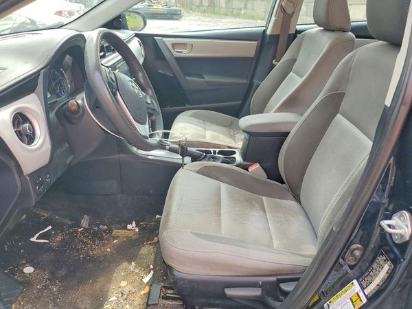 2017 TOYOTA COROLLA