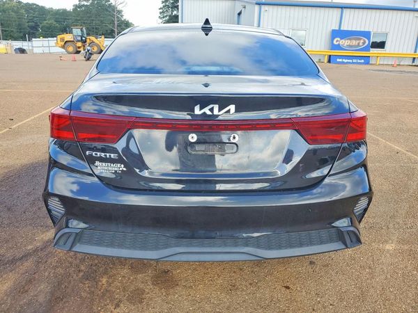 2023 KIA FORTE LX, LXS
