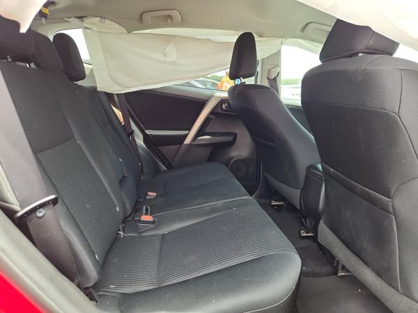 2018 TOYOTA RAV4 LE