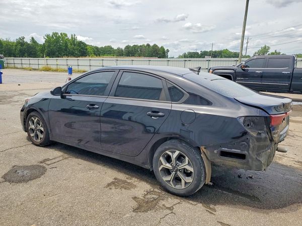 2021 KIA FORTE FE, LXS