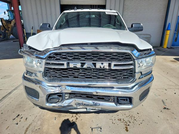 2022 RAM 2500 TRADESMAN CREW CAB 4X4