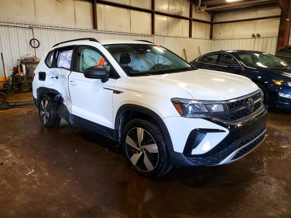 2024 VOLKSWAGEN TAOS 4Motion S