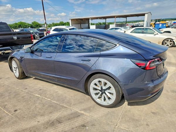 2021 TESLA MODEL 3