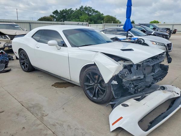 2018 DODGE CHALLENGER SXT