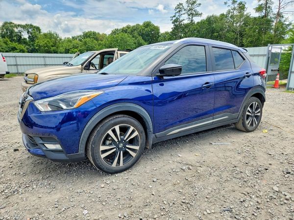 2020 NISSAN KICKS