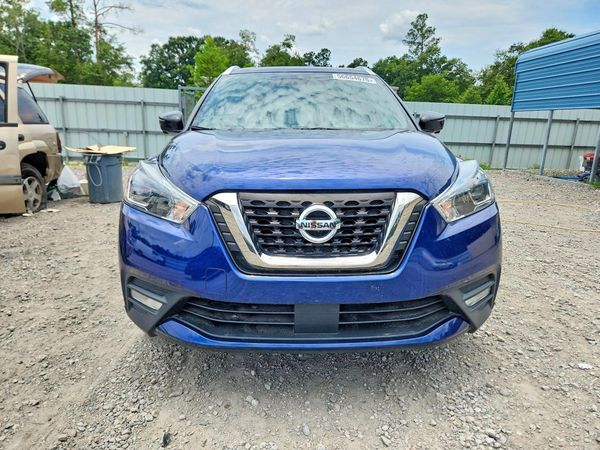 2020 NISSAN KICKS