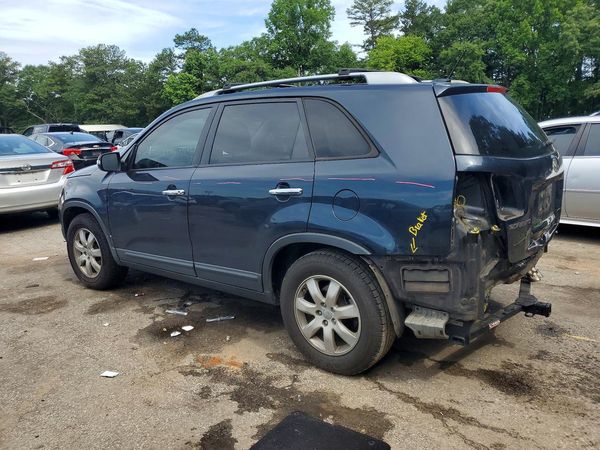 2013 KIA SORENTO Base / LX