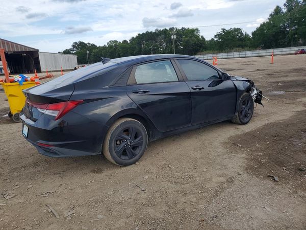 2022 HYUNDAI ELANTRA SEL w/Convenience Pkg