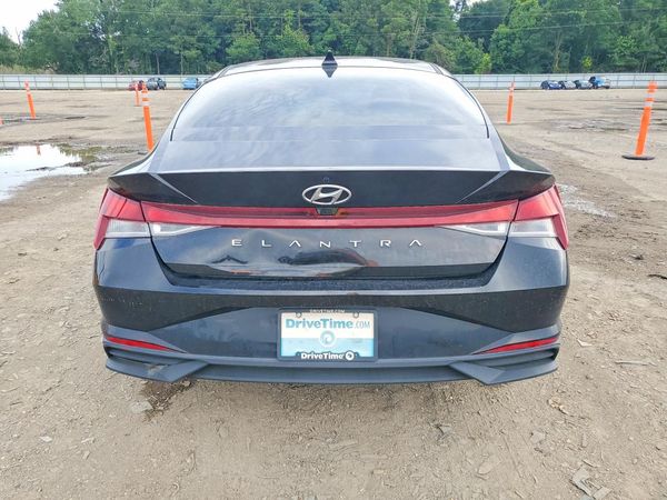 2022 HYUNDAI ELANTRA SEL w/Convenience Pkg