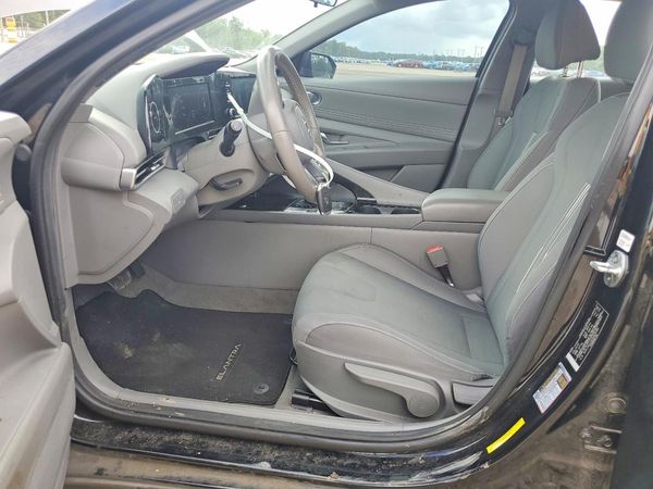 2022 HYUNDAI ELANTRA SEL w/Convenience Pkg