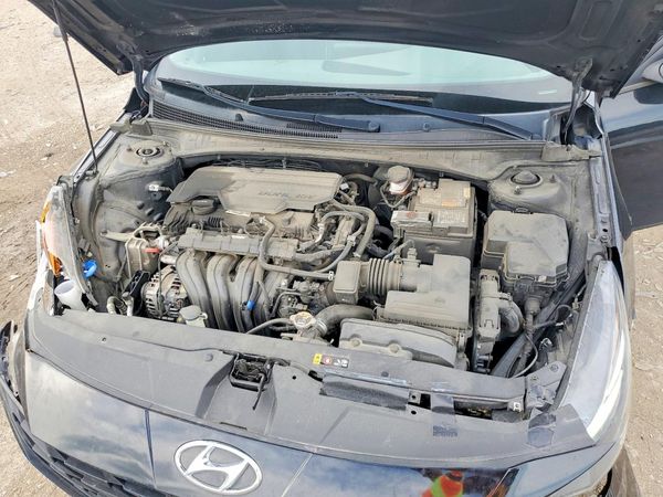 2022 HYUNDAI ELANTRA SEL w/Convenience Pkg
