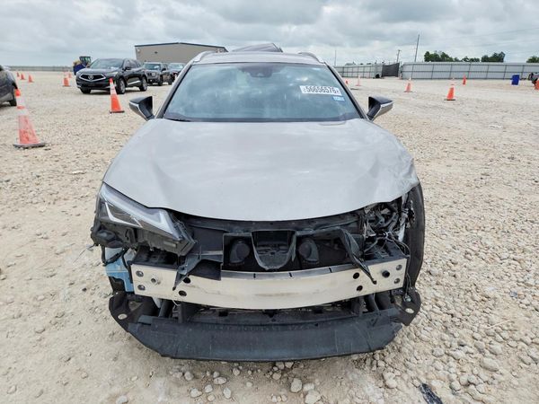2019 LEXUS UX