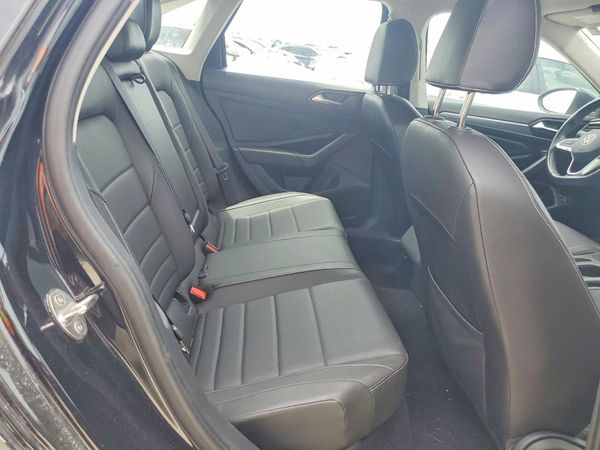 2024 VOLKSWAGEN JETTA SE, SE (AQ301 Trans)
