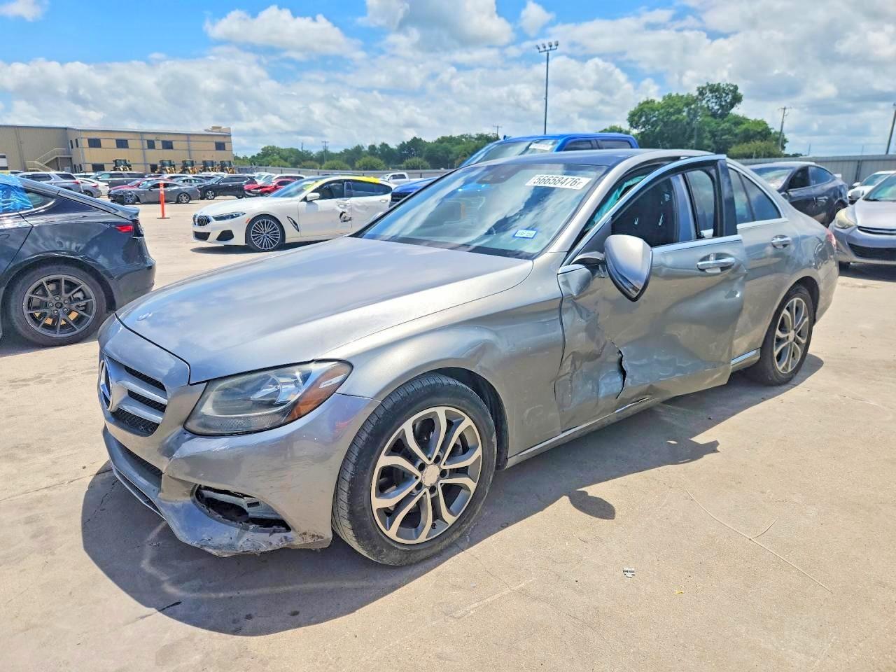 2016 MERCEDES-BENZ C C300