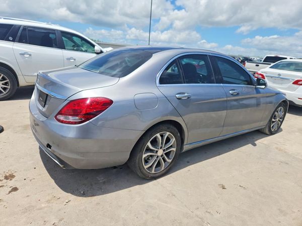 2016 MERCEDES-BENZ C C300