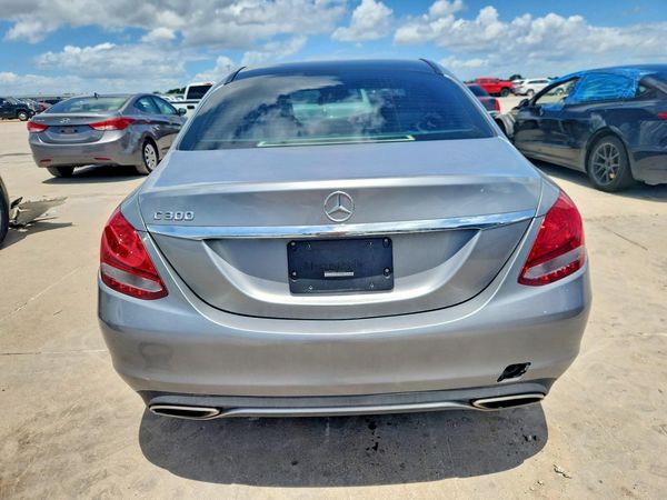 2016 MERCEDES-BENZ C C300