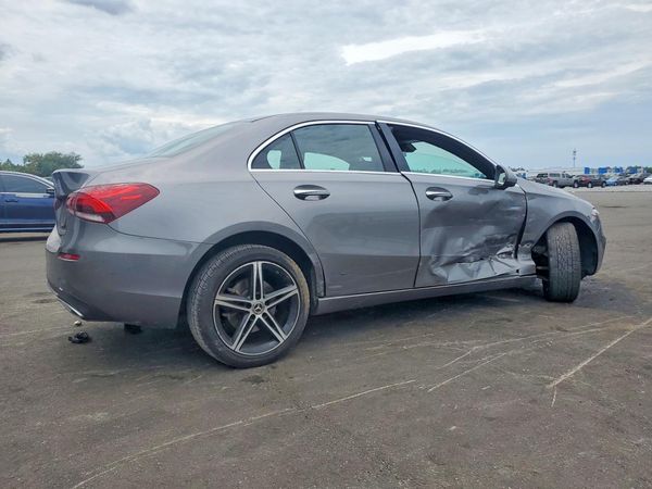 2019 MERCEDES-BENZ A A220