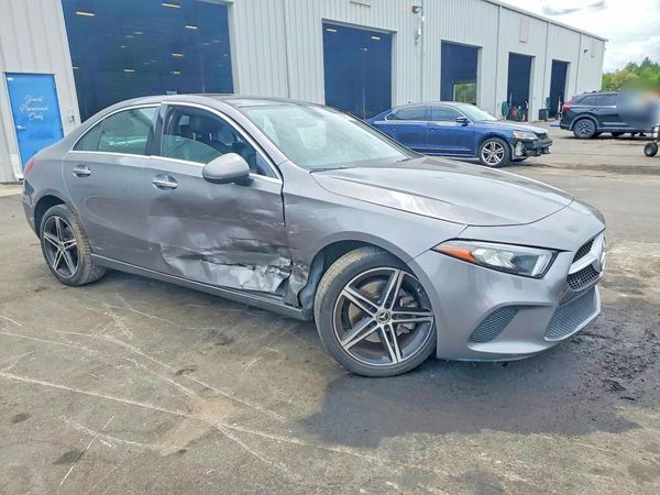 2019 MERCEDES-BENZ A A220