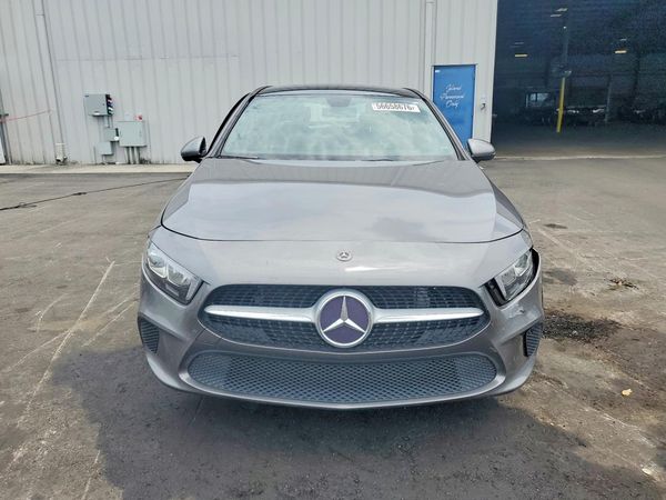 2019 MERCEDES-BENZ A A220