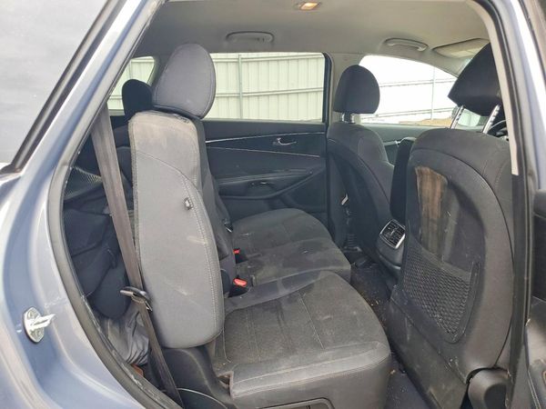 2019 KIA SORENTO L, LX, S