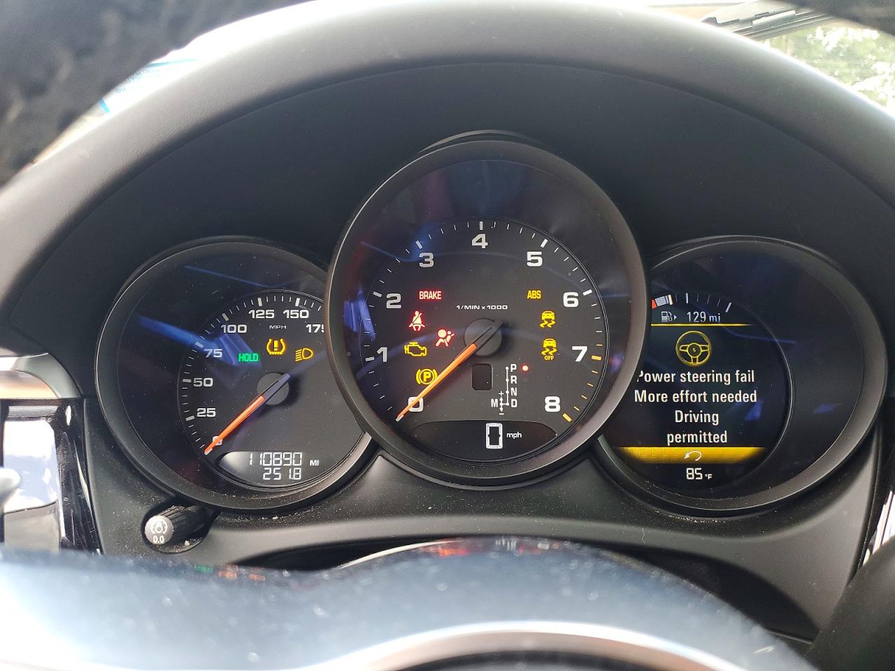 2019 PORSCHE MACAN