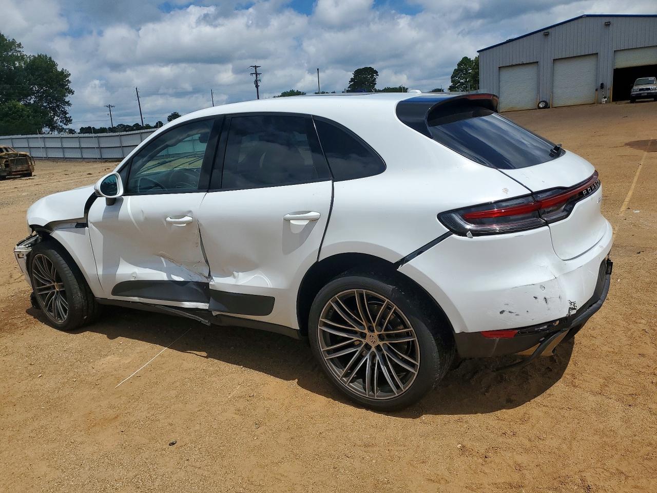 2019 PORSCHE MACAN