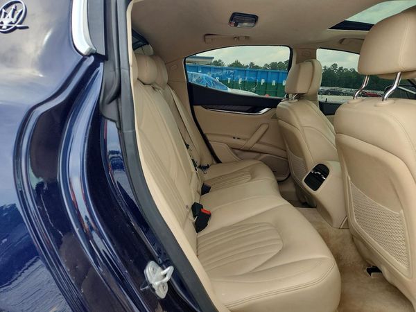 2017 MASERATI GHIBLI Luxury