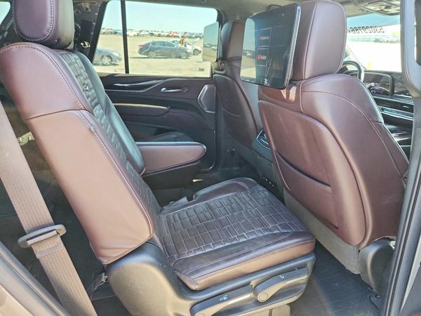2022 CADILLAC ESCALADE