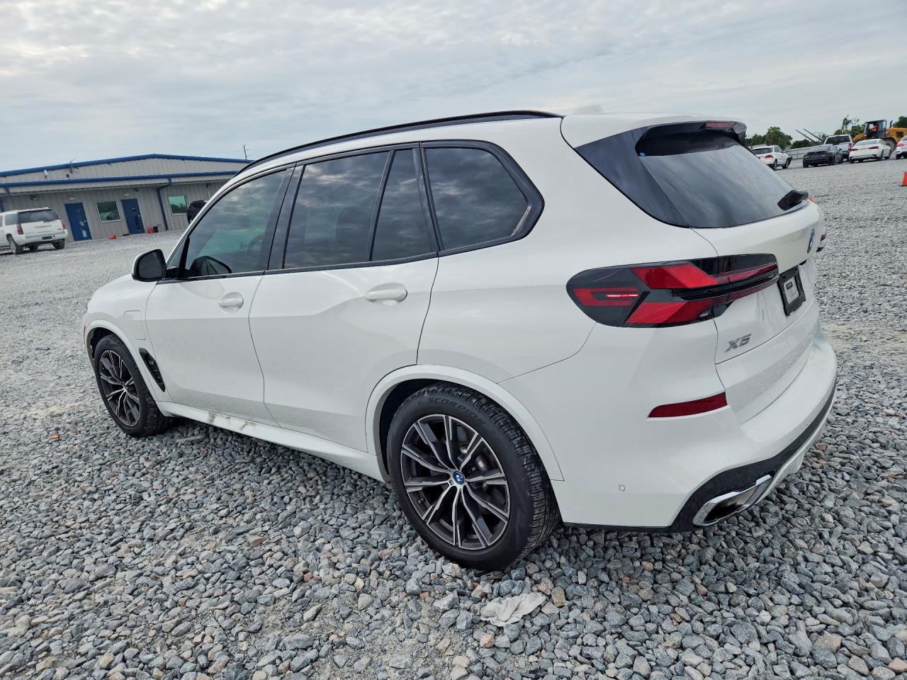 2024 BMW X5 xDrive50e