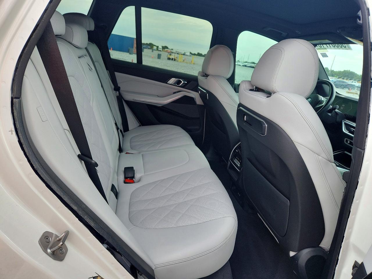 2024 BMW X5 xDrive50e