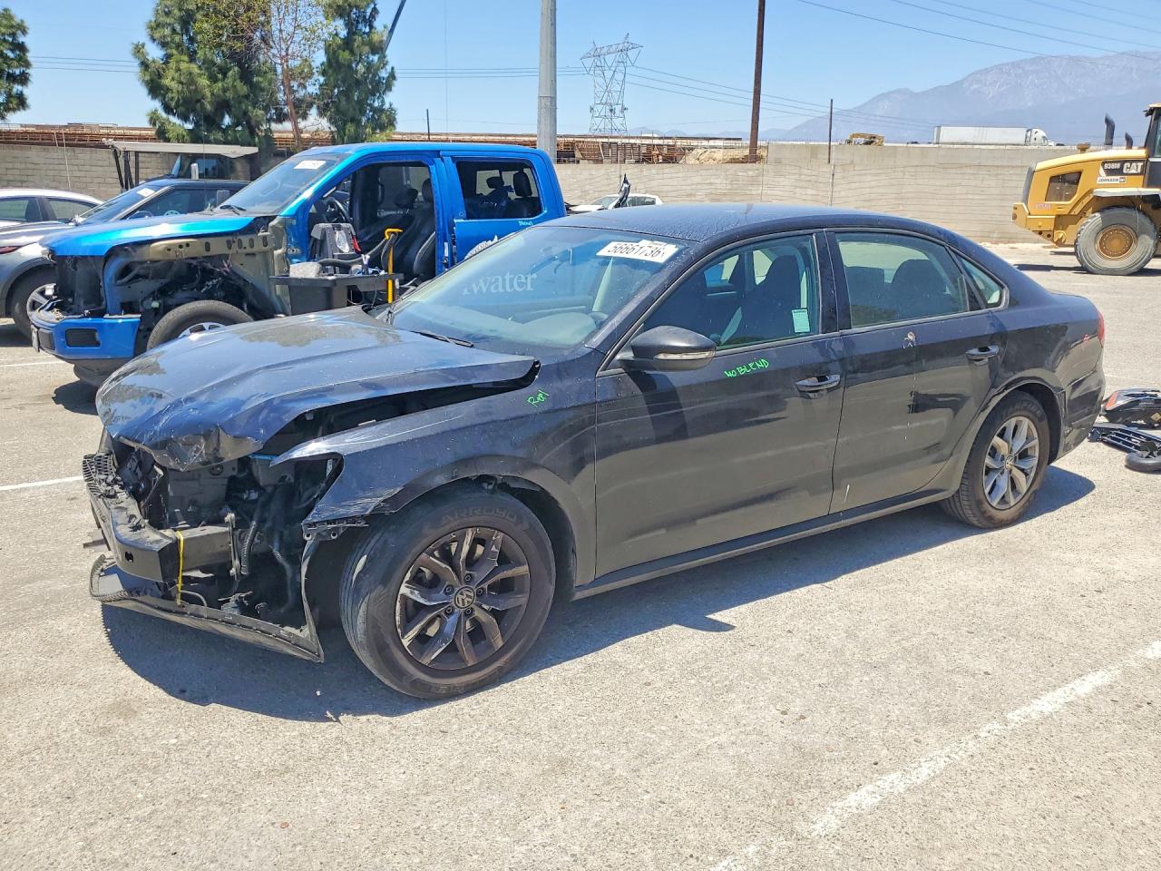 2018 VOLKSWAGEN PASSAT S, R-Line