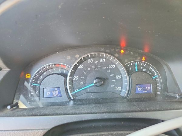 2015 TOYOTA CAMRY