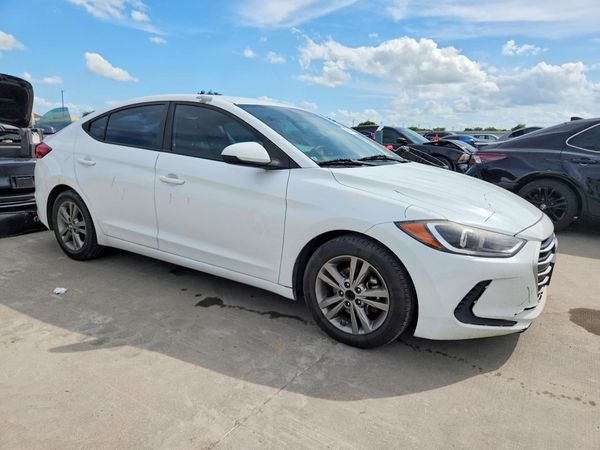 2017 HYUNDAI ELANTRA