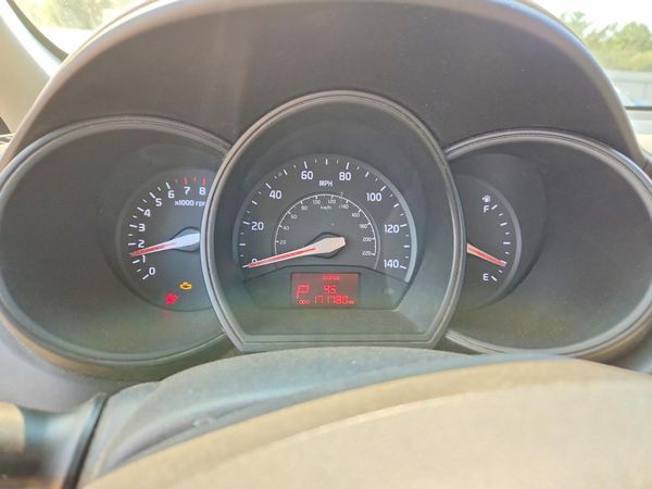 2013 KIA RIO LX
