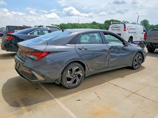 2025 HYUNDAI ELANTRA
