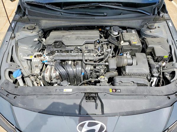 2025 HYUNDAI ELANTRA