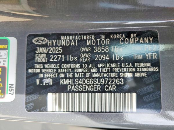 2025 HYUNDAI ELANTRA