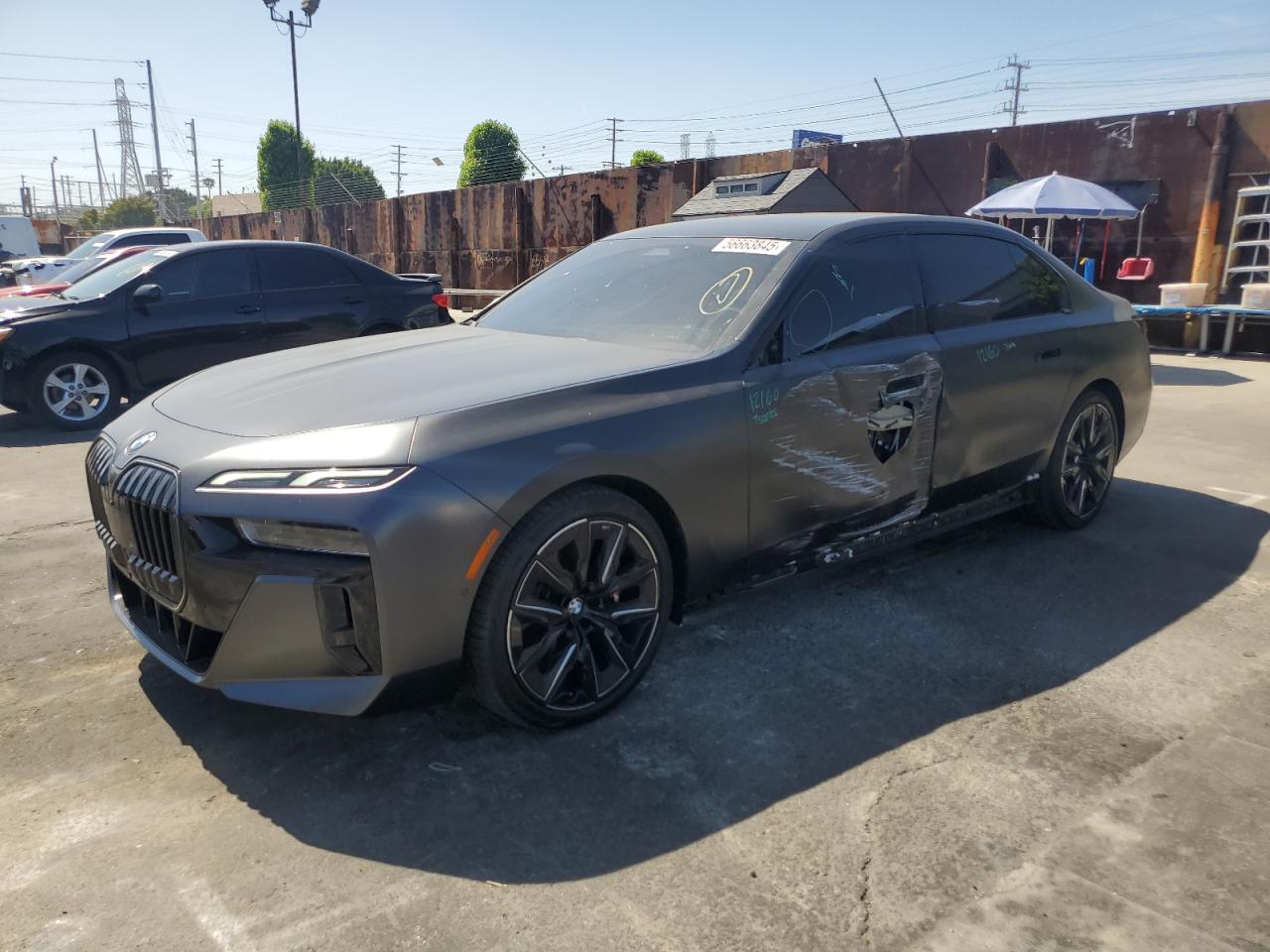 2025 BMW 740