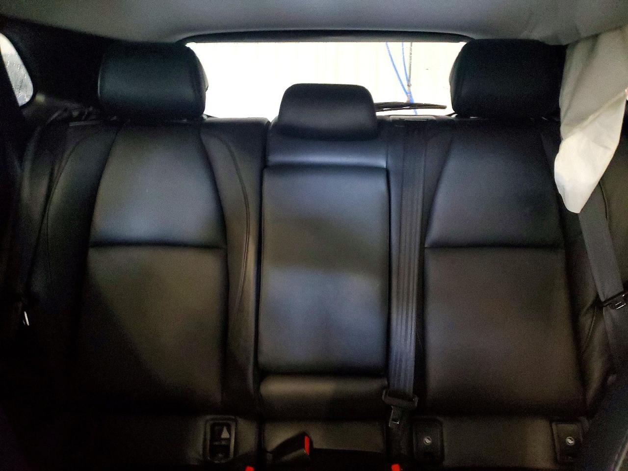 2024 MAZDA CX-30 Premium Package