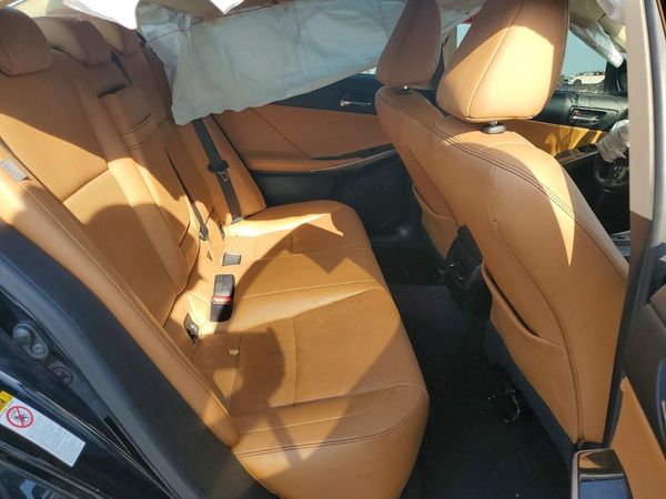 2015 LEXUS IS