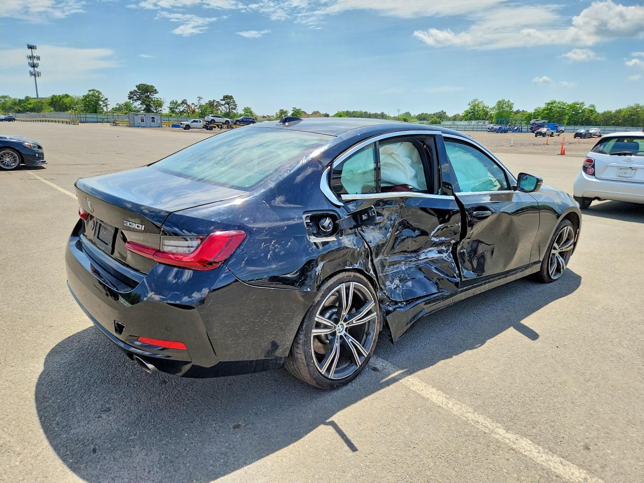 2024 BMW 330XI xDrive