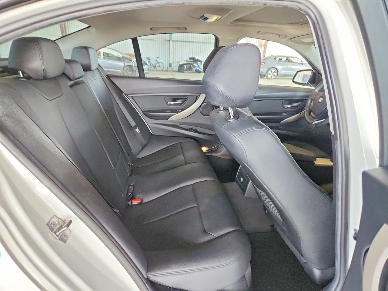 2015 BMW 320 320i